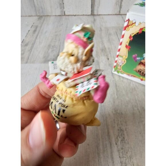Enesco crinkles Sandi zimnicki North Pole village mail post office vintage rare - Picture 3 of 10